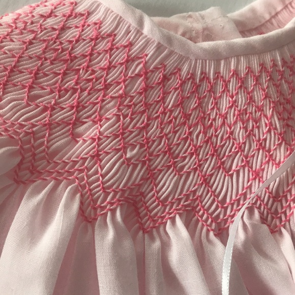 ✨Sold✨Vintage Baby Gorgeous Handmade Smocked Detailed Dress - Picture 10 of 12